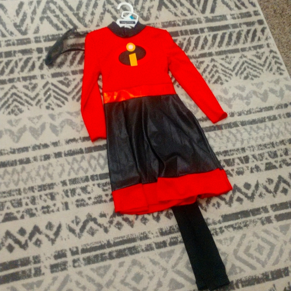 Disney Pixar incredi-girl